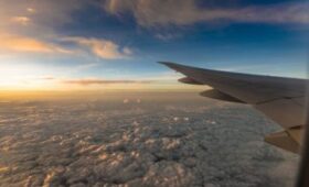 США надіслали Україні два літаки медикаментів